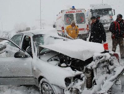 Bolu`da Trafik Kazası: 7 Yaralı