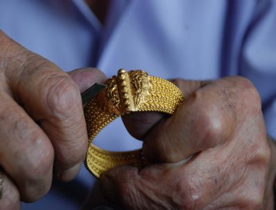 Bu Bilezik 13 Bin Lira