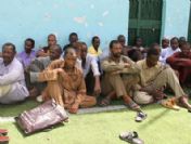 Kaddafi'nin paralı askerleri, esir tutuluyor