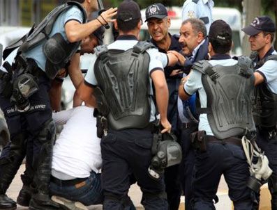 Diyarbakır'da arazi kavgası: 12 yaralı