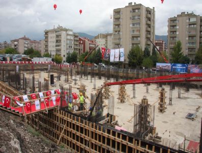 VEDAT MÜFTÜOĞLU - Nilüfer`e 5 Yıldızlı Spor Salonu