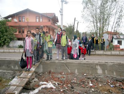 Okul Yolu İzdırap Yolu