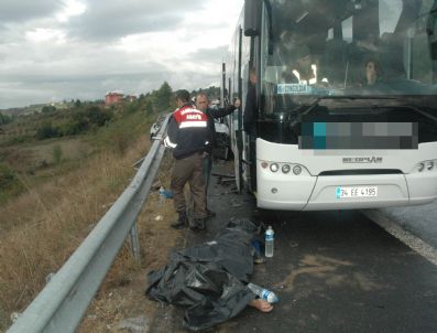 Sakarya`da Trafik Kazası: 3 Ölü, 4 Yaralı