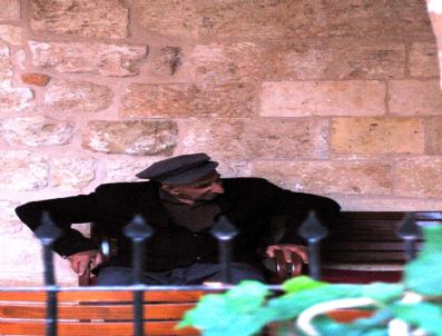 75 Yıldır Annesini Arayan Adamın Hikayesi Film Oluyor