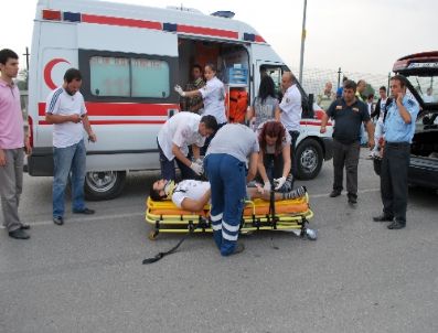 Arifiye'de Trafik Kazası: 2 Yaralı