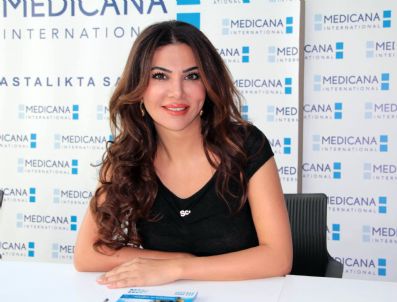 EBRU YAŞAR - Ebru Yaşar Medicana'yı Ziyaret Etti