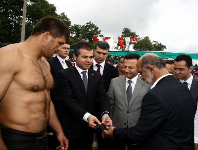 SUZUKI - Futbol Dışı Branşlar Daha Aktif Hale Getirilecek