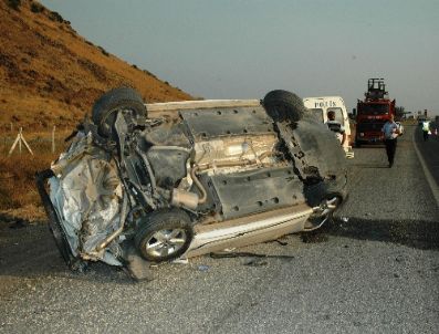 Osmaniye’de Üç Arkadaşı Trafik Kazası Ayırdı