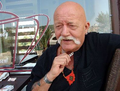 SÜMER TİLMAÇ - Oyuncu Sümer Tilmaç kaza geçirdi