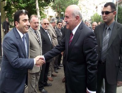 Bayburt Valisi İpek, Görevine Başladı