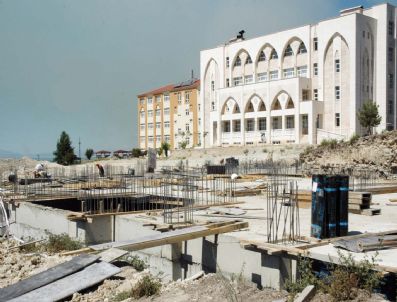 SÜLEYMAN OKUDAN - Beyşehir İşletme Fakültesi 2012'de Tamamlanacak