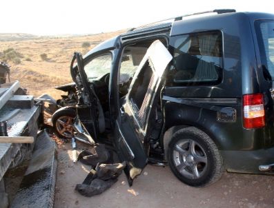SÜLEYMAN DENIZ - Midyat'ta Tarfik Kazası: 4 Ölü, 9 Yaralı