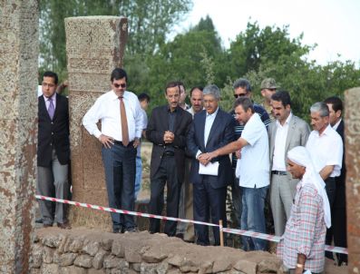 VAHİT KİLER - Ahlat Kazılarında Ödenek Sıkıntısı Olmayacak