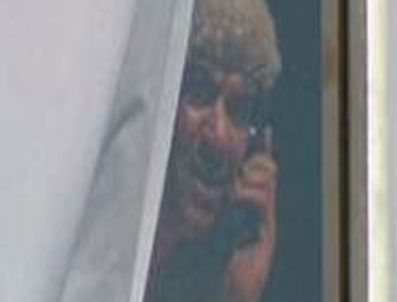 DAILY TELEGRAPH - Avustralya`da baba, kızını rehin aldı