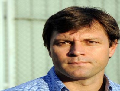 Bursaspor Teknik Direktörü Sağlam: 2010 Ruhuna İhtiyacımız Var