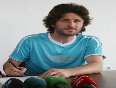 FATİH TEKKE - Fatih Tekke İmzayı Attı