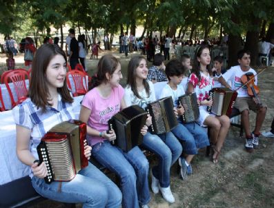KEMAL EKİNCİ - İnegöl`de Abhaz Şenliği