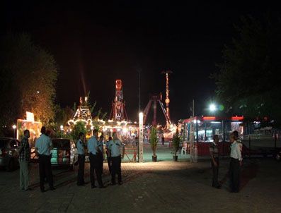 Pkk'lılar, Lunaparka Kürt Kökenli Çocuklar Geldiği İçin Bomba Koymaktan Vazgeçti