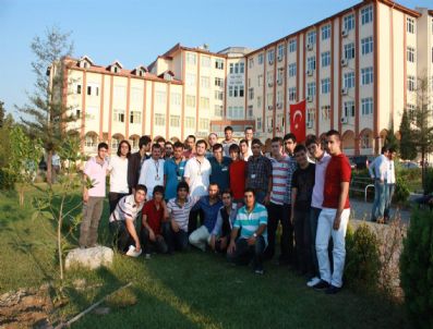 Şehzade Mehmet Koleji Mezunlarını Buluşturdu