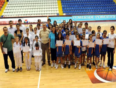 Yaz Spor Okulu Sona Erdi