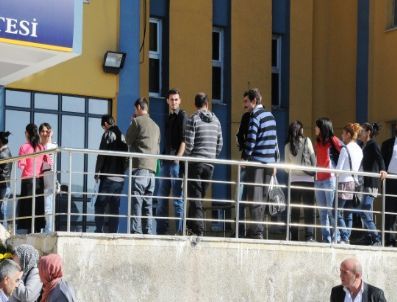 Ardahan Üniversitesinde Kayıtlar Sürüyor