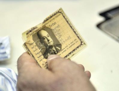 Baştuğ'un askeri kimlik kartı bulundu