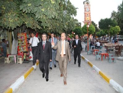 SAMET ERCOŞKUN - Bursa Valisi Harput, Mevsimlik İşçileri Ziyaret Etti