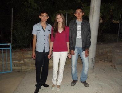 Köylerinin Gururu Oldular