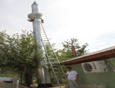 Saç Minare, Görenleri Şaşırtıyor