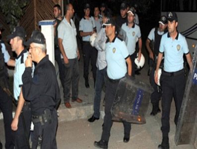 MEHMET ÜNLÜ - Tokat'ta gece karakol baskını