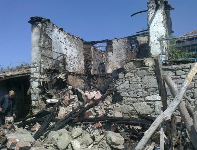 YUSUF YıLMAZ - Yaşlı Çift Ölüme Birlikte Gitti