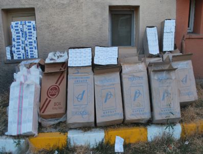 Ahlat`ta Bin 450 Karton Kaçak Sigara Ele Geçirildi