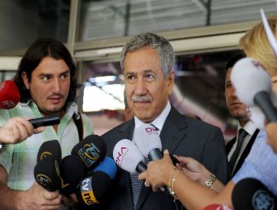 Arınç: Cezaevindeki Gazetecilerin Yüzde 95`i Terör Kapsamında Mahkum Edildi