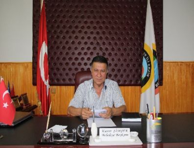 Belediye Başkanı Bir Aylık Maaşını Somali’ye Bağışladı