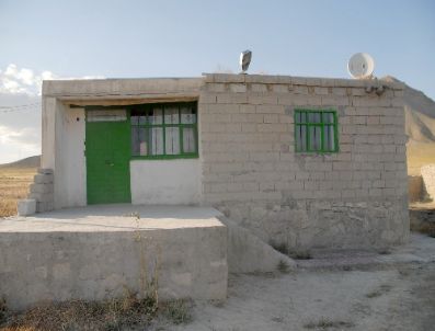 Doğubayazıt’ta Silahlı Saldırı: 2 Ölü, 1`i Ağır 4 Yaralı (2)