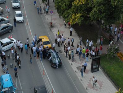 Gelin Arabası Kaza Yaptı
