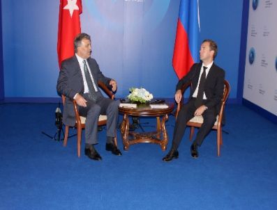 Gül ve Medvedev, Yaroslavl`da Bir Araya Geldi