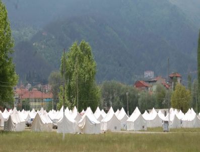 Hayatın Normale Döndüğü Simav`da Çadır Kent Boşaldı