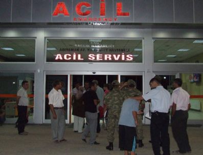 İki Otomobil Çarpıştı: 3 Yaralı