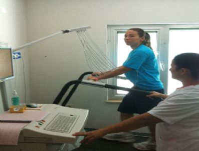 Kadın Basketbolcular Sağlık Kontrolünden Geçti