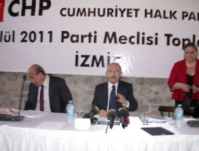 Kılıçdaroğlu: İç Çekişmelerimizden Dolayı İzmir`de Toplandık