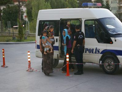 Kırşehir`de 2 Aile Arasında Bıçaklı Kavga: 7 Yaralı