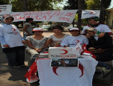 Kızılay, Somali İçin Manavgat`tan 10 Bin Lira Kumbara Yardımı Topladı