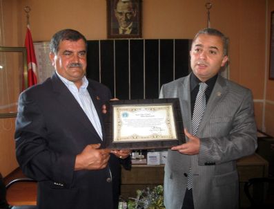 Niksarlının Gönlünde Taht Kuran Kaymakamdan Veda Ziyaretleri