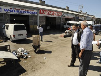 Van Belediyesi`nden Sanayi Sitesi Esnafına Çöp Uyarısı