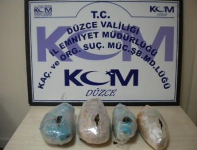 Yolcu Otobüsünde 5 Kilo 700 Gram Esrar Ele Geçirildi