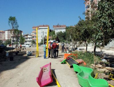Belediye Park ve Bahçeler Müdürlüğü Çalışmaları Sürüyor