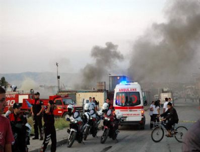 ORMANLı - Eskişehir'de Hurda Deposunda Yangın
