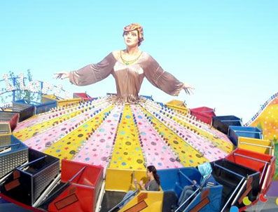 DISCOVERY - Sicili kabarık lunaparkta yine dehşet