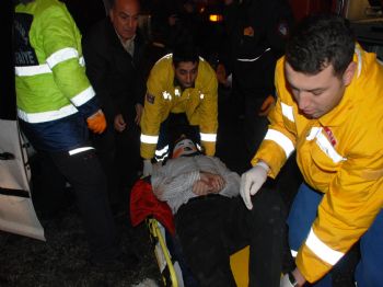Sakarya'da Trafik Kazası: 8 Yaralı